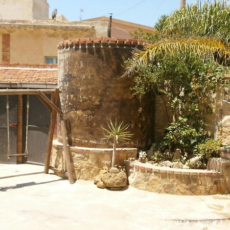 Ferienwohnung Mansarda Mare Blue Sciacca Exterior foto